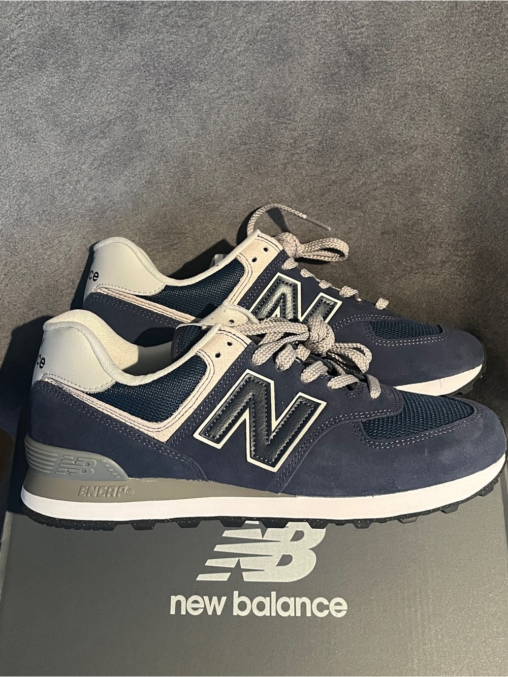 New Balance Men’s Sneakers 574 Navy Size 9.5 US